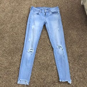American Eagle light blue jeans